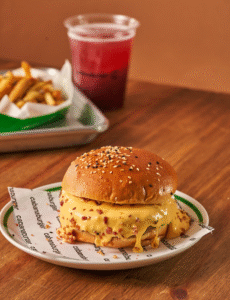 Cabana Burger lança sistema de “Free Refil” em todas as unidades