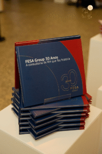 FESA Group lança livro comemorativo que celebra 30 anos de atuação