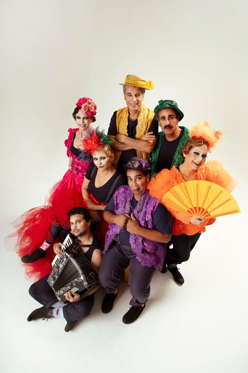 Espetáculo “Os Mambembes” prorroga temporada até 30 de novembro no Teatro Tuca