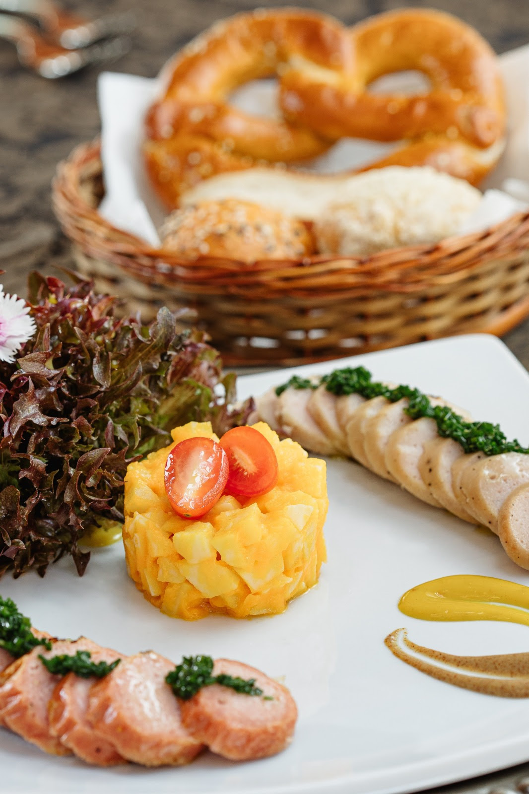 Hotel Ritta Höppner renova menu “Sabores da Baviera” com harmonização de cervejas artesanais