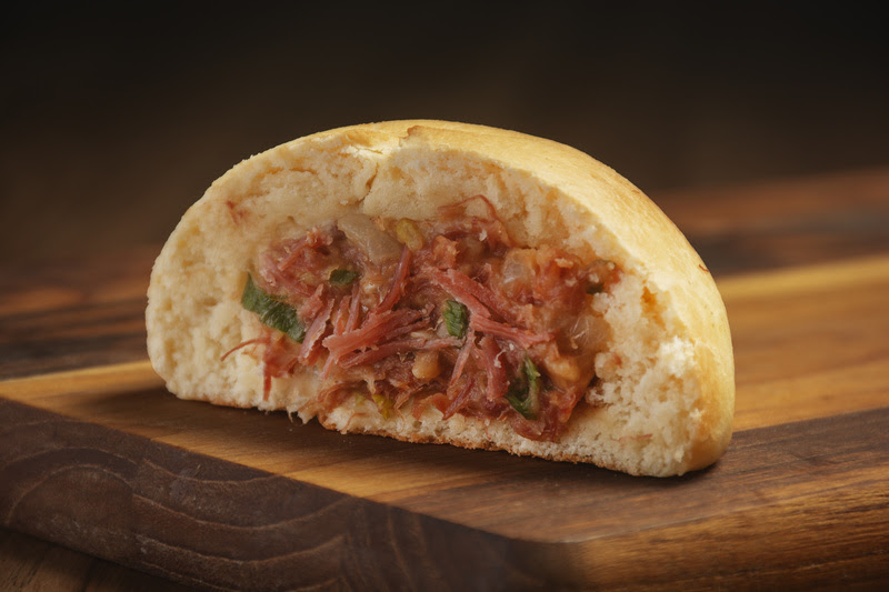 Megamatte lança pão de batata com carne seca