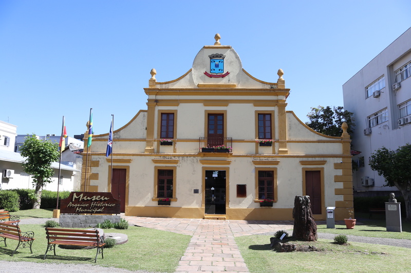 Garibaldi unveils monument for 150 years of Italian immigration