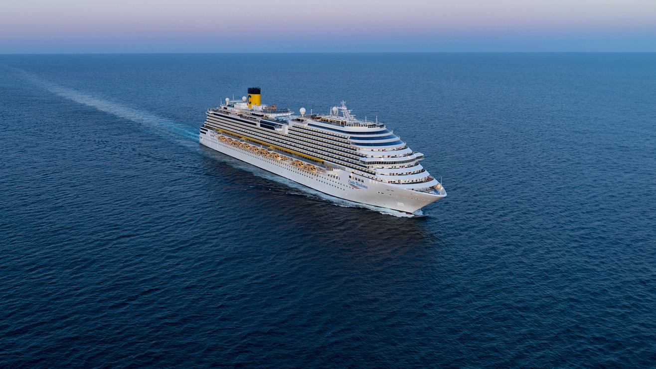 Costa Diadema launches 2025/2026 cruise season in Santos
