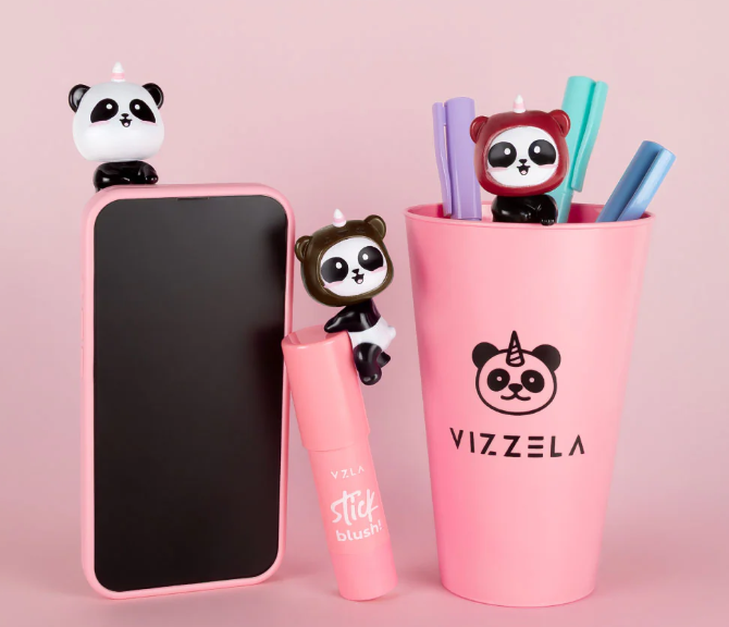 Vizzela lança Baby Pandacórnio e Mini Máscaras