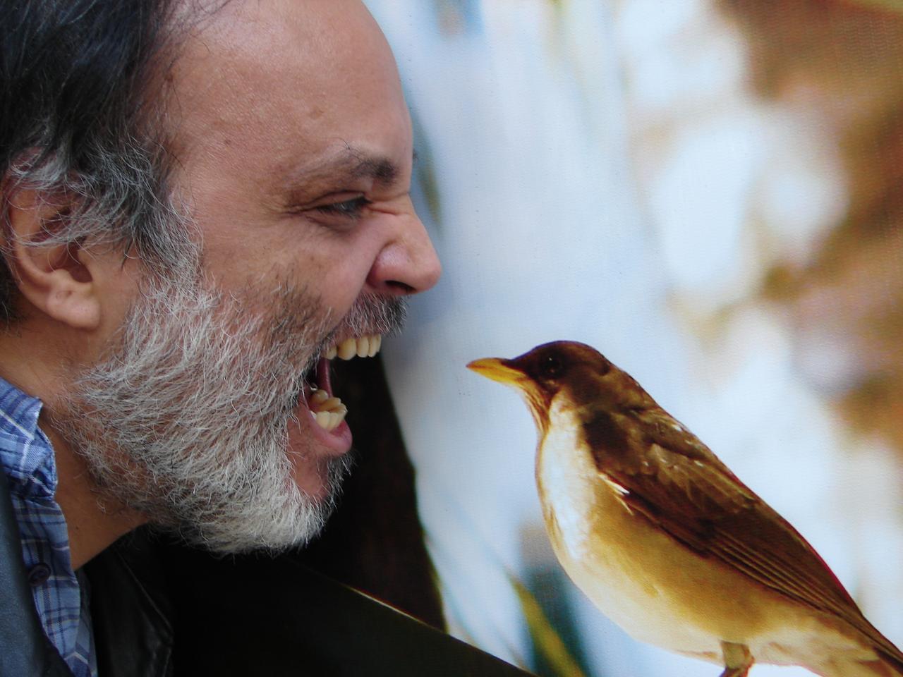 Andersen Viana premiado en concurso musical en Chile