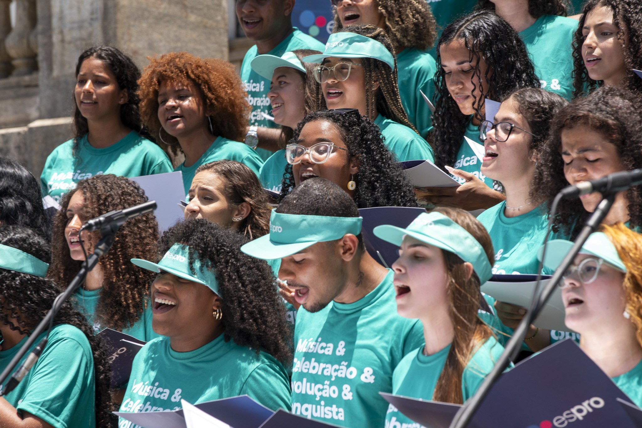 Espro Choir brings 150 youths to free show in Rio