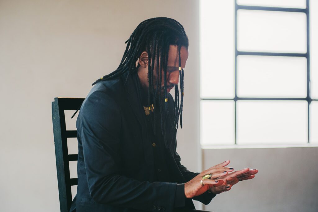 “DeNegrir” brings dance, poetry and political reflection to Rio de Janeiro “DeNegrir” brings dance, poetry and political reflection to Rio de Janeiro