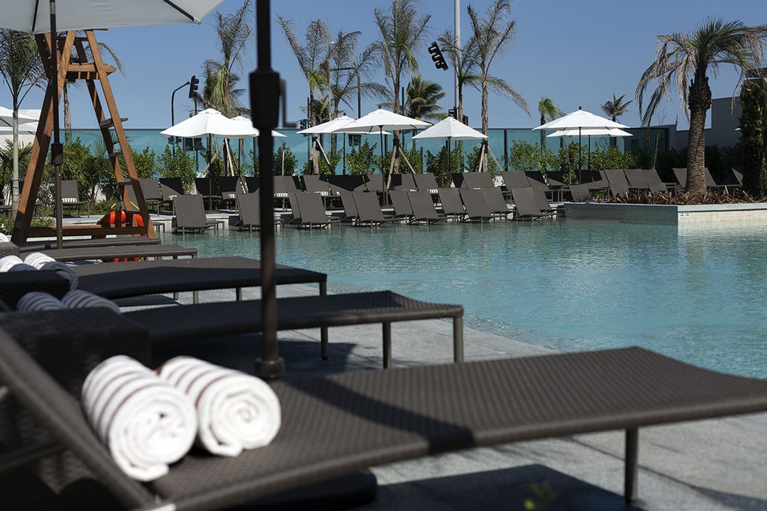 Grand Hyatt Rio launches Red Week with special deals