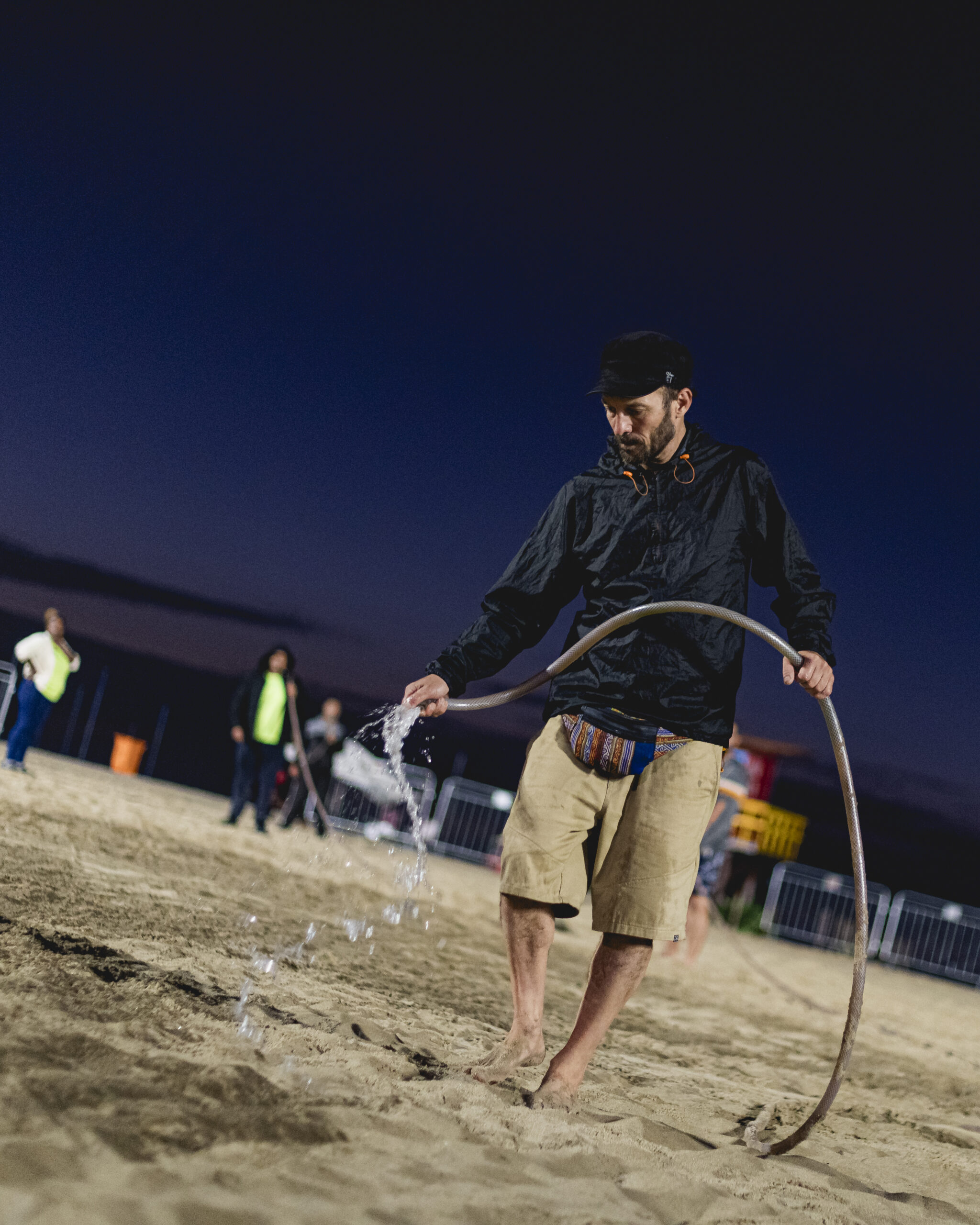 Rock in Rio ocupa Copacabana con guitarra gigante de arena y lanza promoción en TikTok 7 Rock in Rio ocupa Copacabana con guitarra gigante de arena y lanza promoción en TikTok