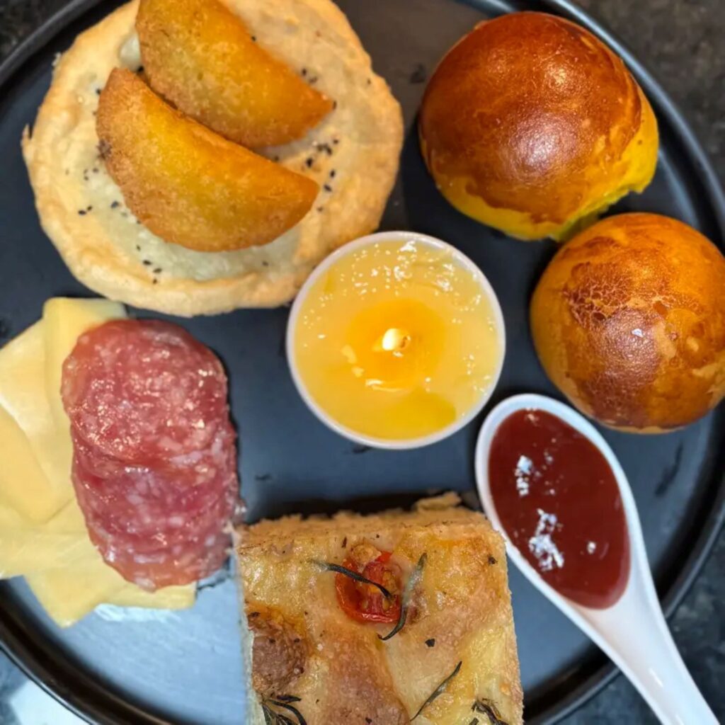 Sobrado da Cidade debuts “Bernardo & Motta” signature couvert