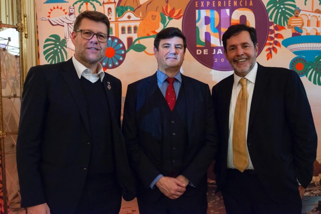 Rio strengthens tourism promotion and cooperation with France in Paris