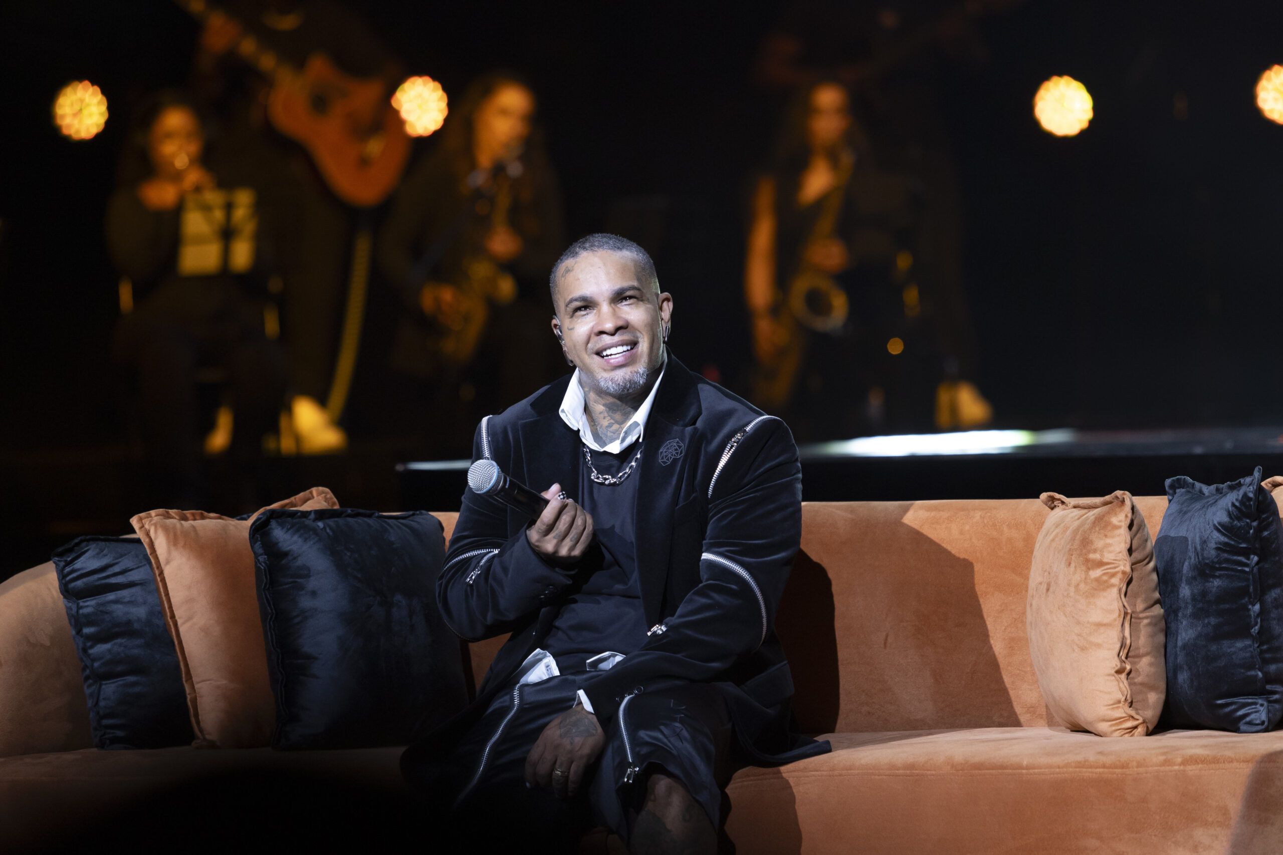 Rodriguinho lança medley acústico especial