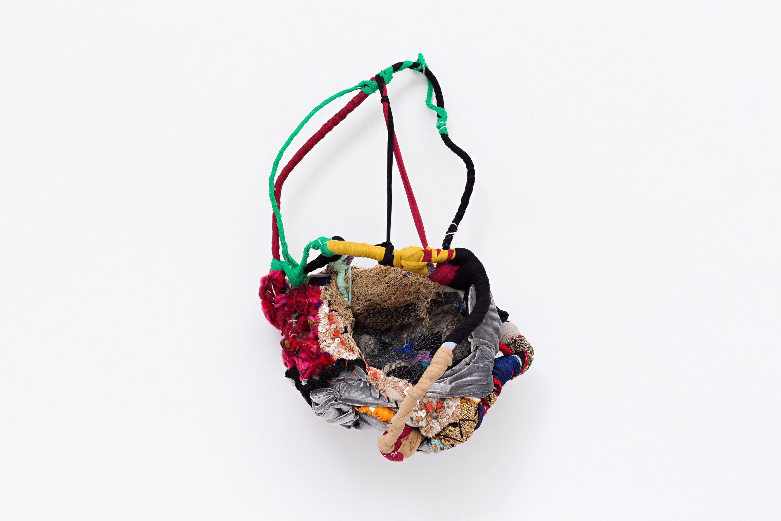 Instituto Tomie Ohtake apresenta “Sonia Gomes – Barroco, mesmo” 2 Instituto Tomie Ohtake apresenta “Sonia Gomes – Barroco, mesmo”