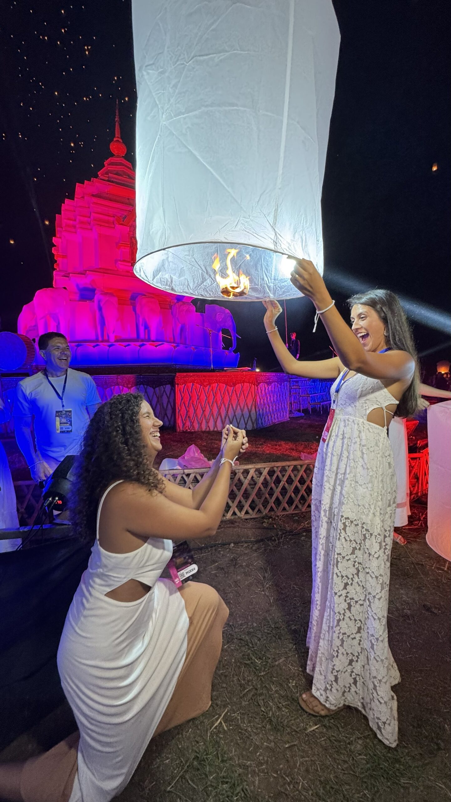 Tailândia encanta brasileiros no Festival das Lanternas 2025