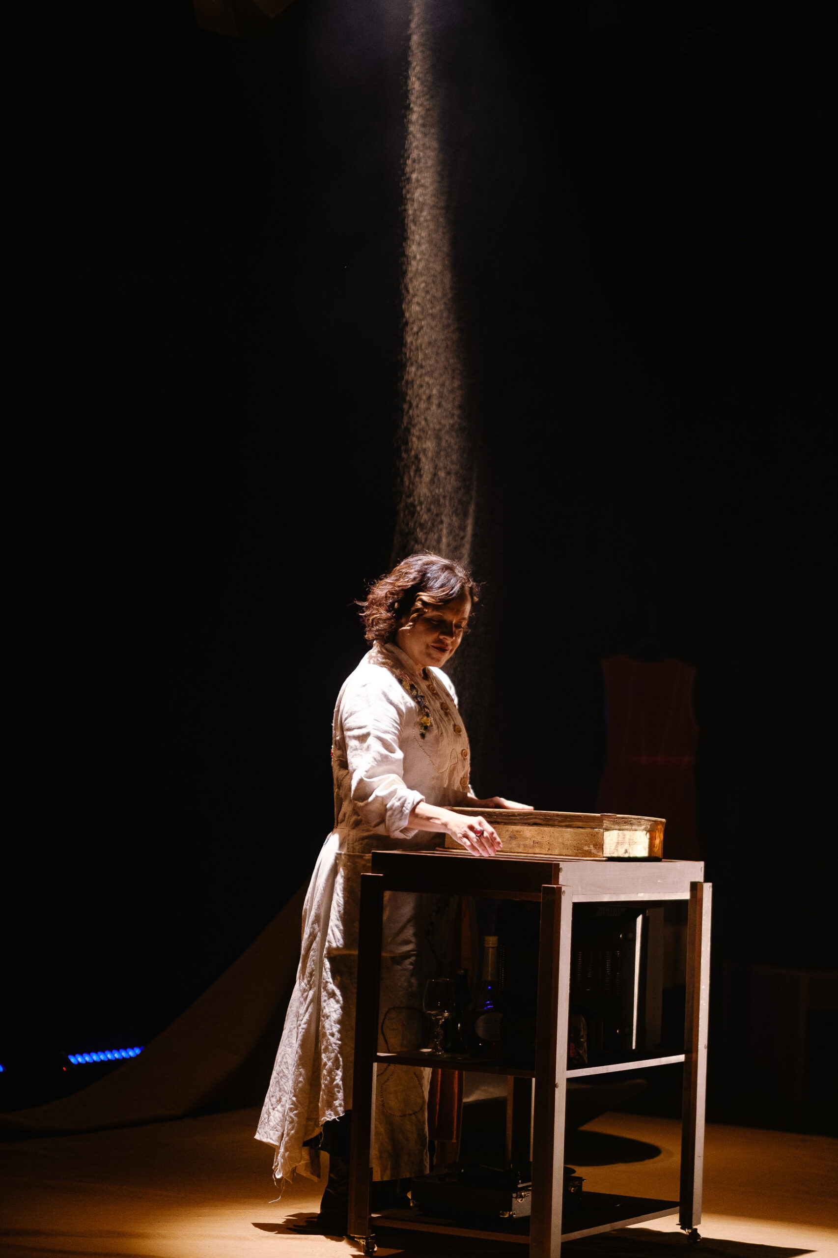 Teatro Bangu recebe tributo a Elton John e espetáculo