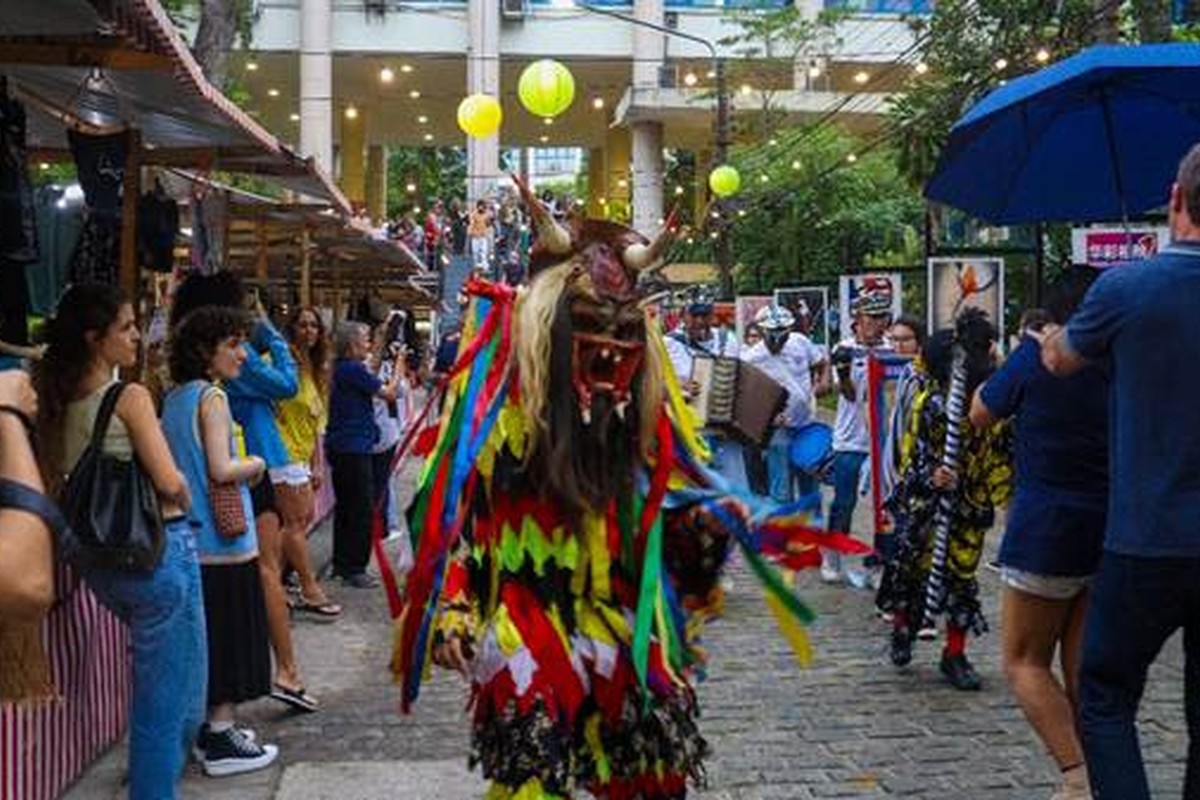 PUC-Rio realiza segunda edição do Corredor Cultural com arte, música e gastronomia 1 PUC-Rio realiza segunda edição do Corredor Cultural com arte, música e gastronomia