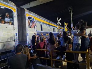 Trem de Natal da MRS 2025 percorre SP, RJ e MG