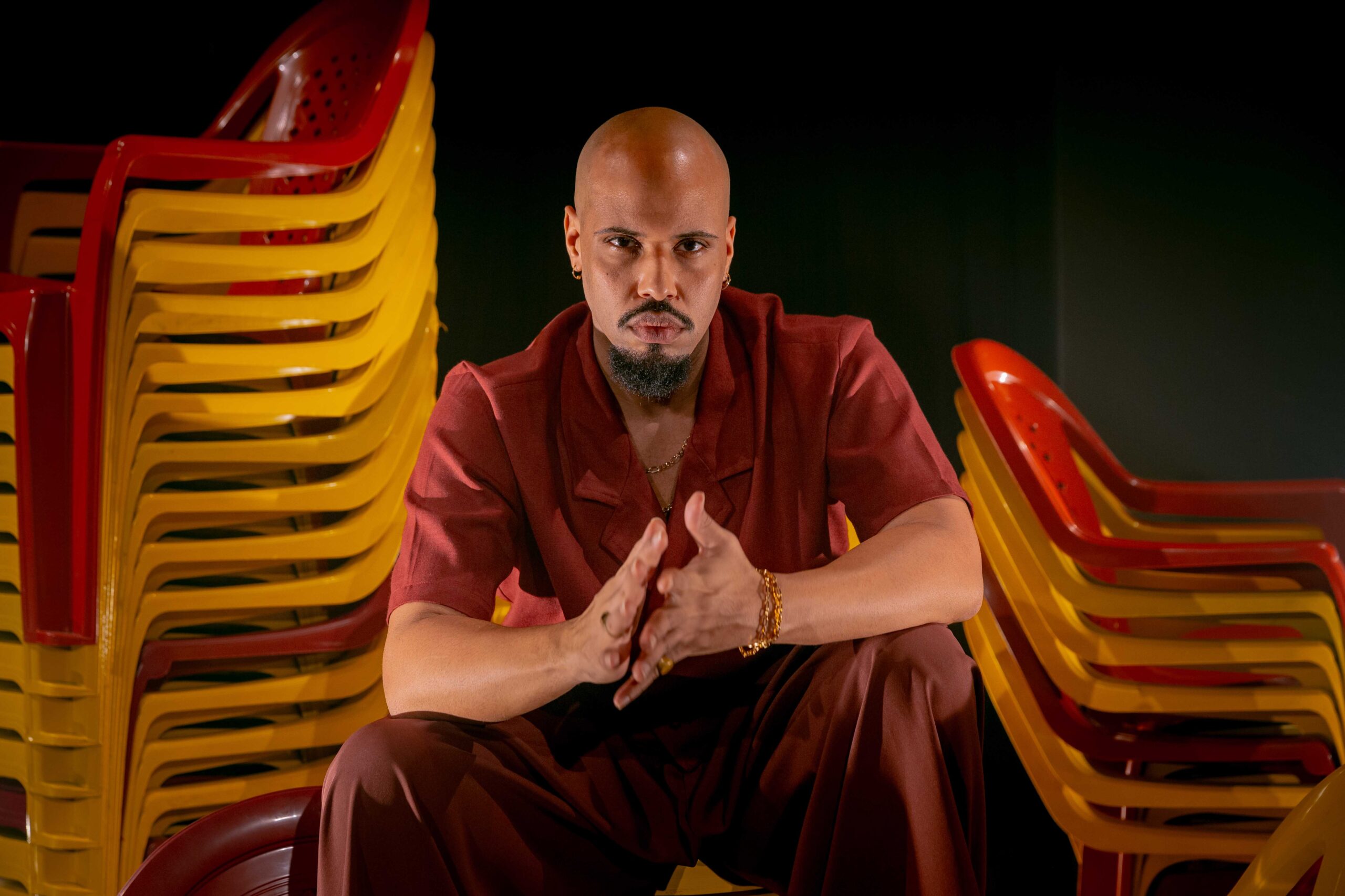 Muato apresenta “Derê” no Teatro Firjan SESI