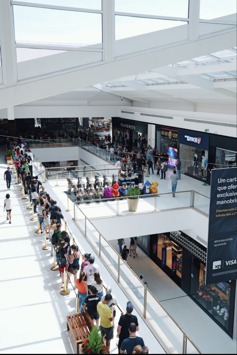 Miles de fans hacen fila para comprar entradas del concierto de Guns N’ Roses en Río Preto