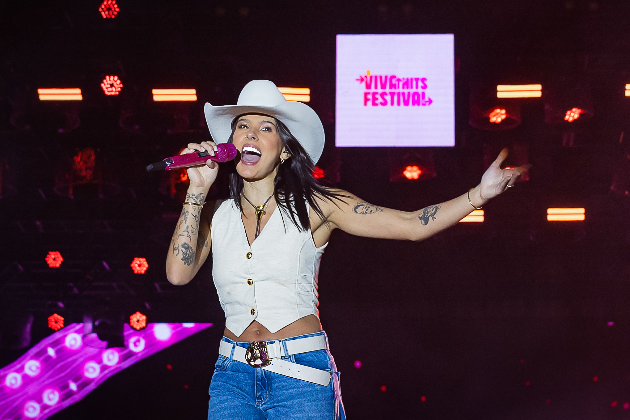 Ana Castela draws 6,000 people to Viva Hits Festival debut in Canoas 2 Ana Castela draws 6,000 people to Viva Hits Festival debut in Canoas