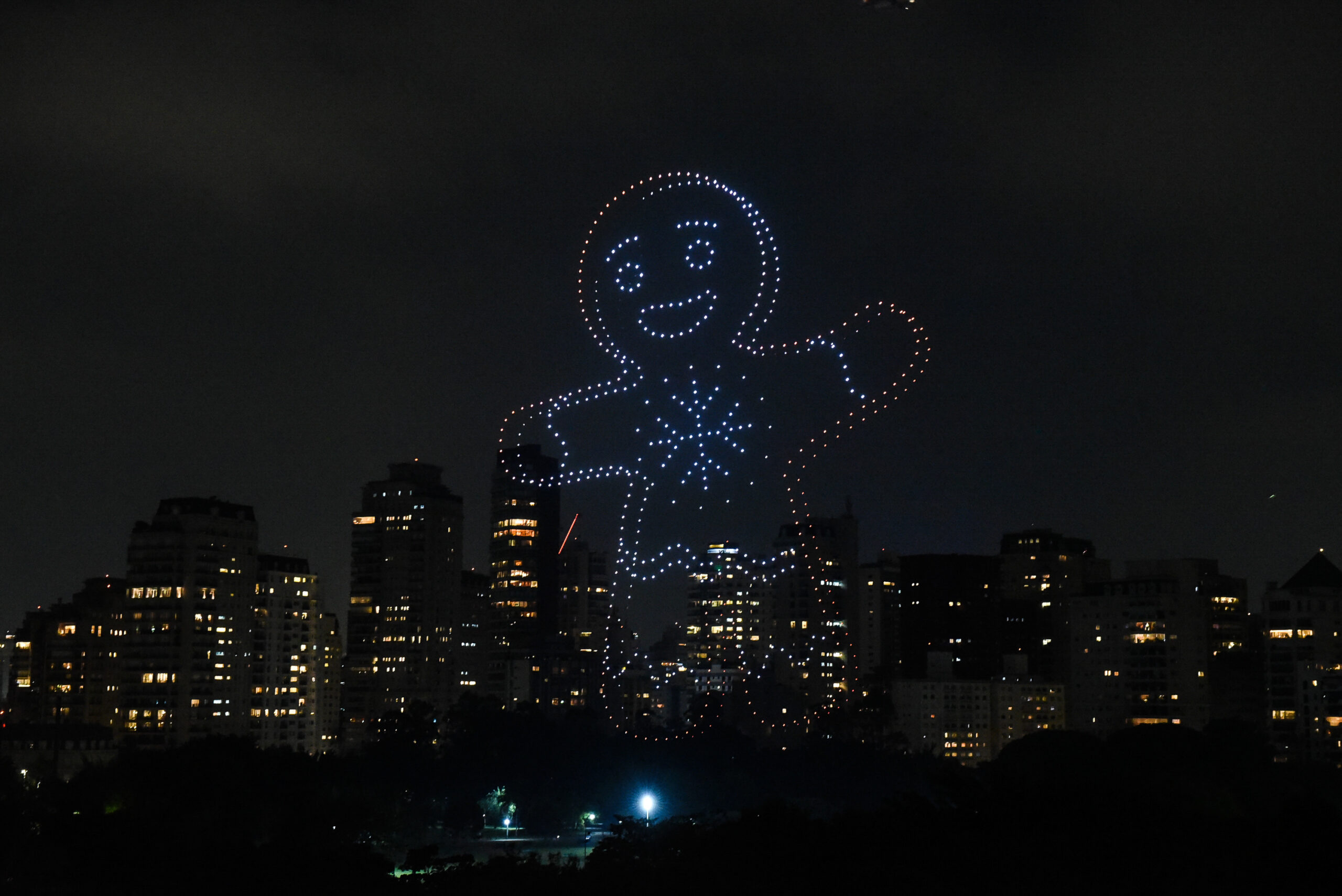 JK Iguatemi celebrates Christmas with drone show and festive décor