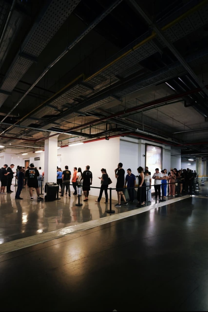 Miles de fans hacen fila para comprar entradas del concierto de Guns N’ Roses en Río Preto