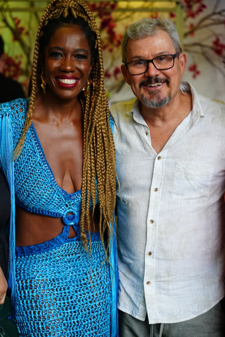 Maria Gal celebra 50 anos e filme sobre Carolina