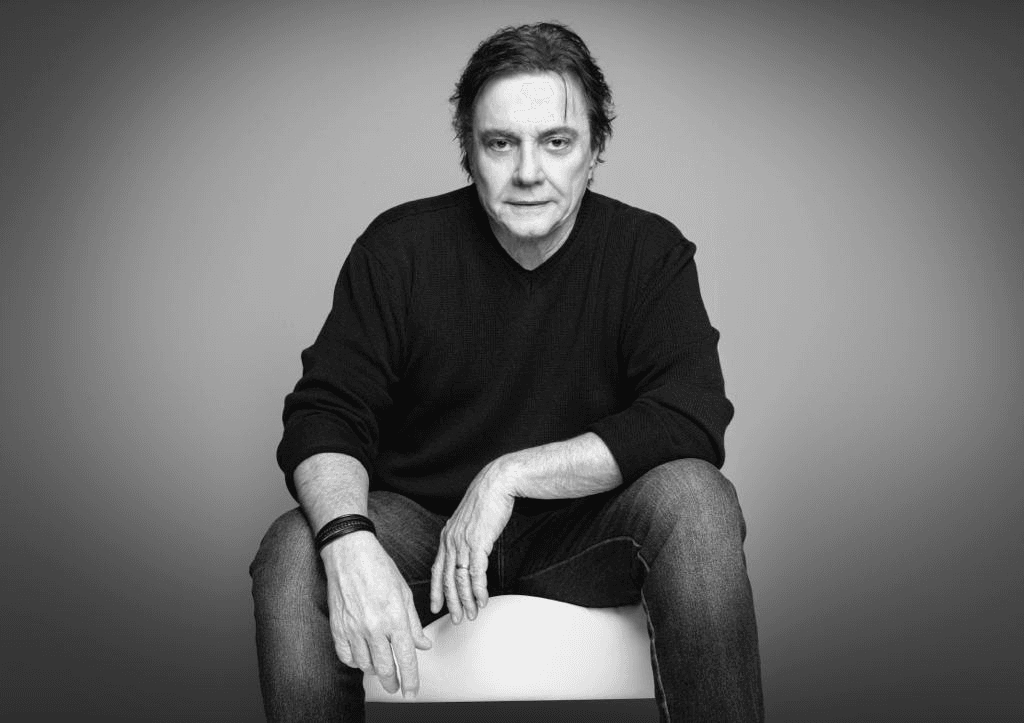 Fábio Jr. brings “Bem Mais Que os Meus 20 e Poucos Anos” tour to Rio on December 13