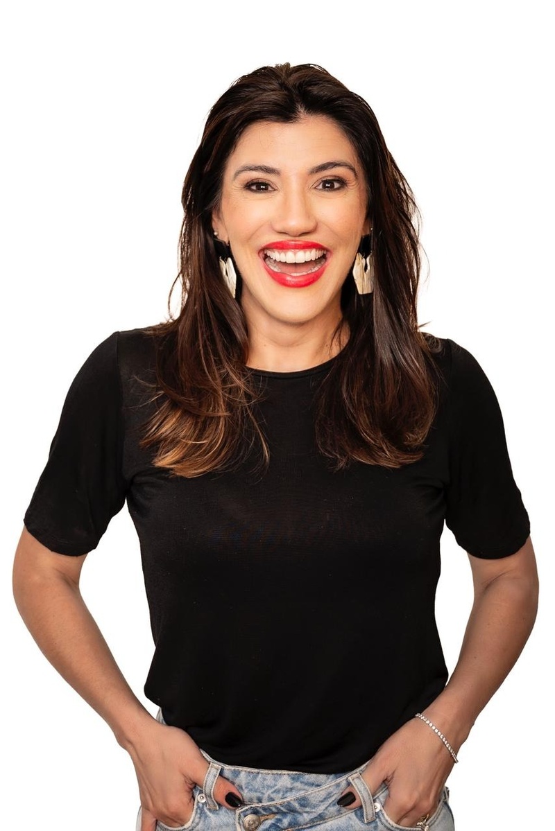 Tati Infante estrena “Los extras… ¿y después?”