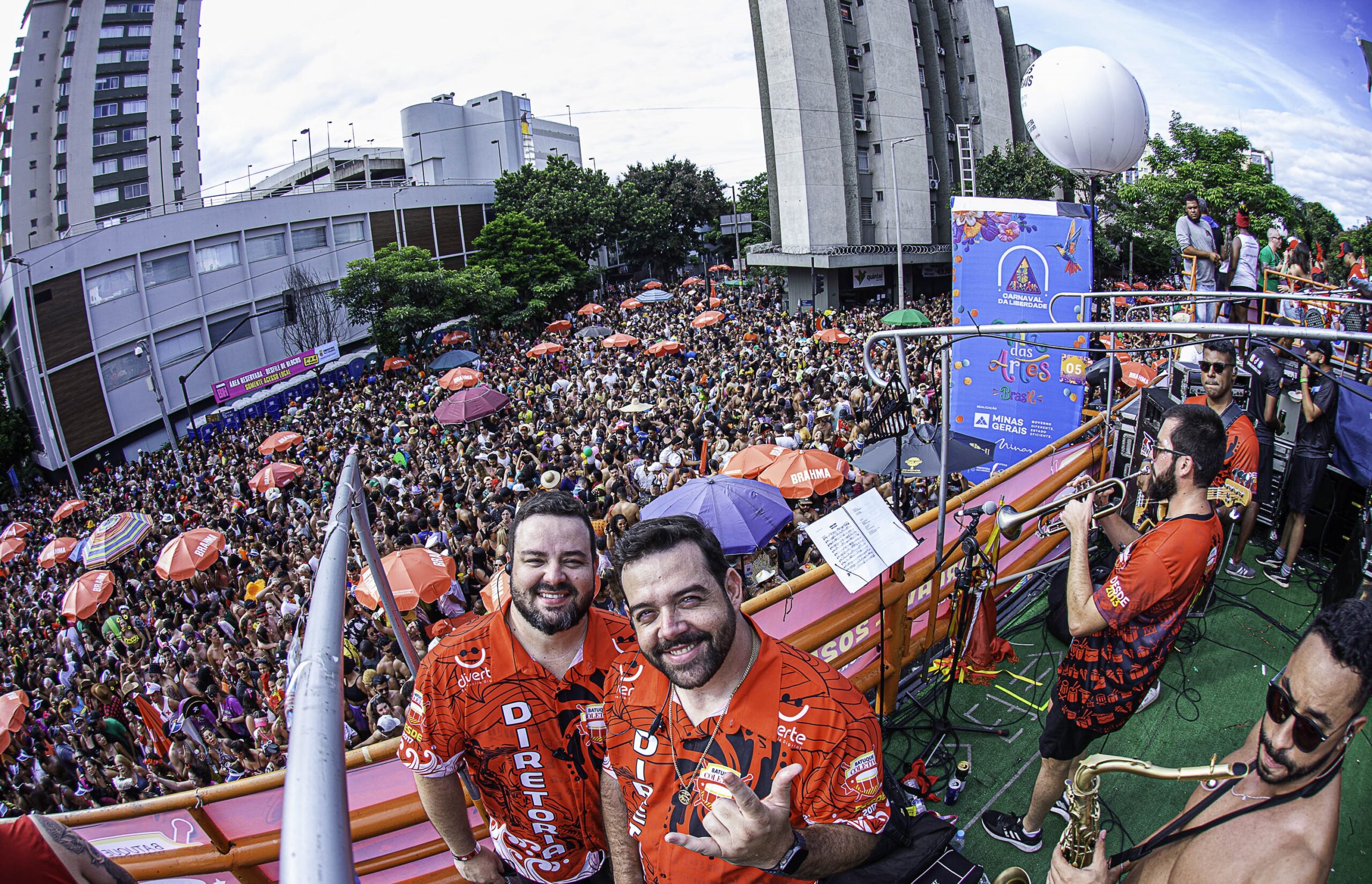 Batuque Coletivo homenageia Lô Borges no Carnaval de BH