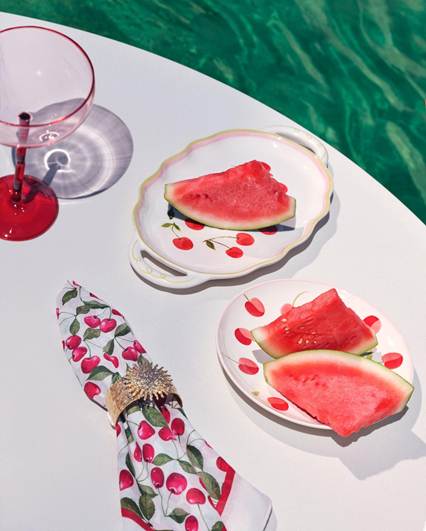 Riachuelo e Triya relançam collab solar de verão 6 Riachuelo e Triya relançam collab solar de verão