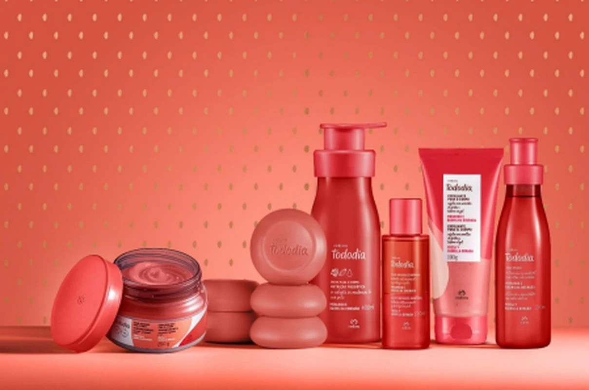 Natura Tododia aposta em morango e baunilha dourada