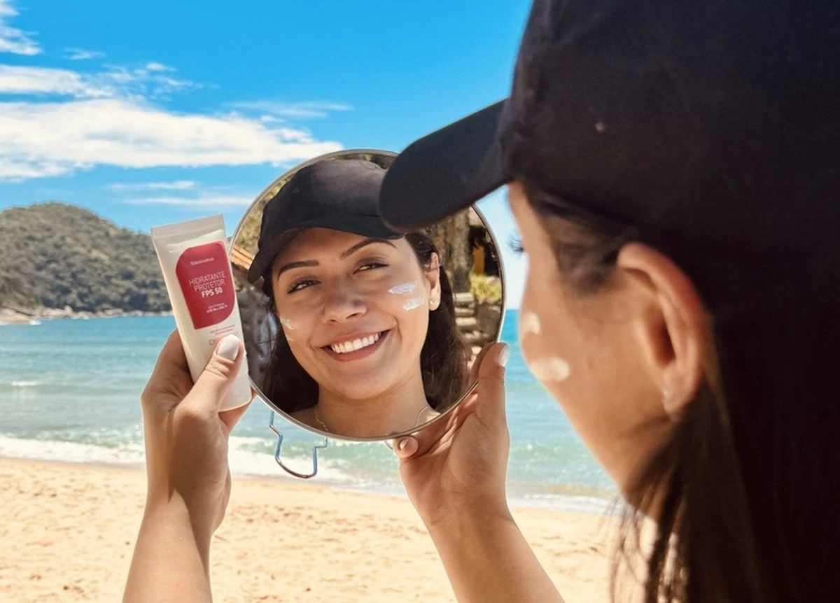 Calor extremo: 4 erros com protetor que sabotam sua pele