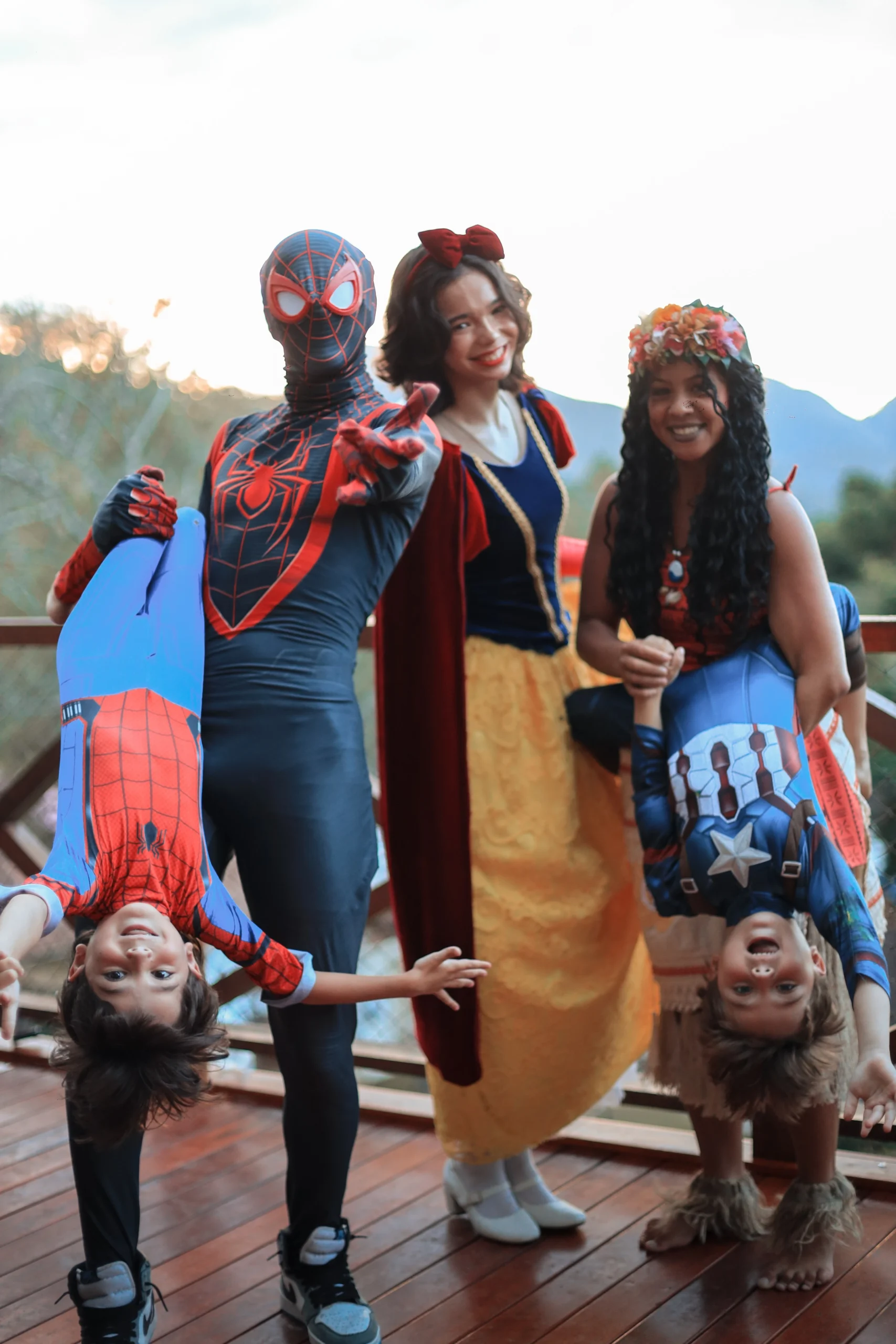 Carnaval 2026: hotéis com minitrio, blocos e sossego