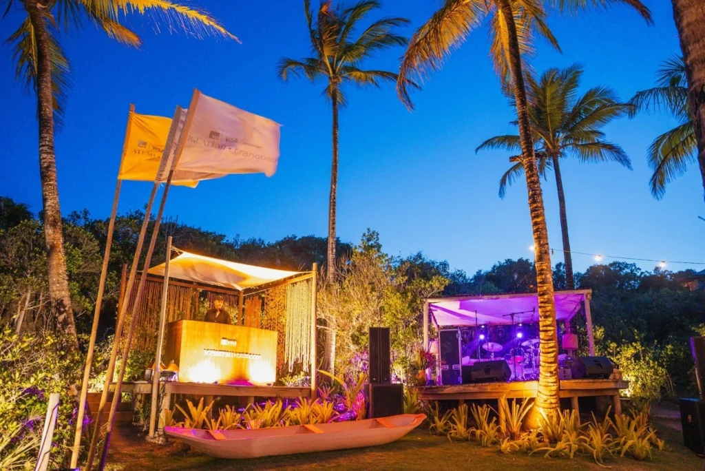 Elba Ramalho Rocks Trancoso Luau Party!