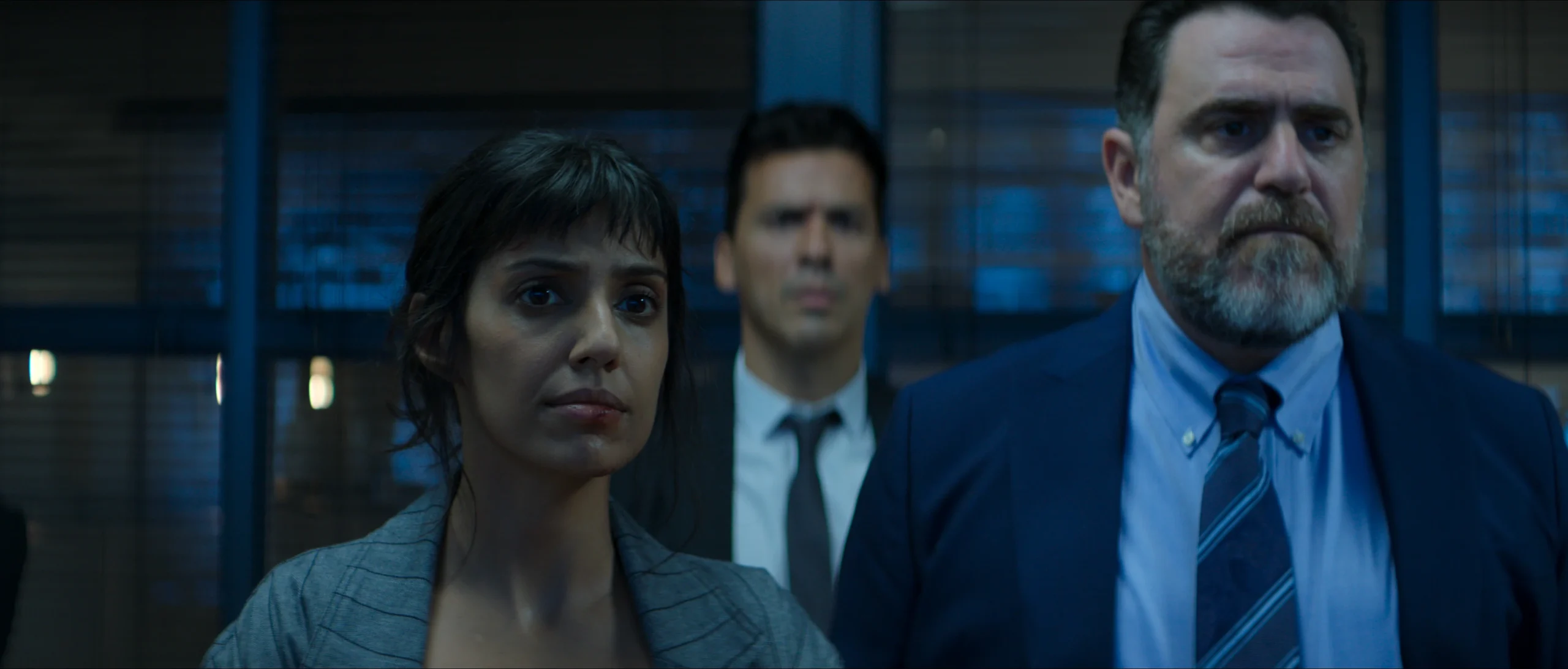 Invasão a Paris: Terror Explode na Capital!