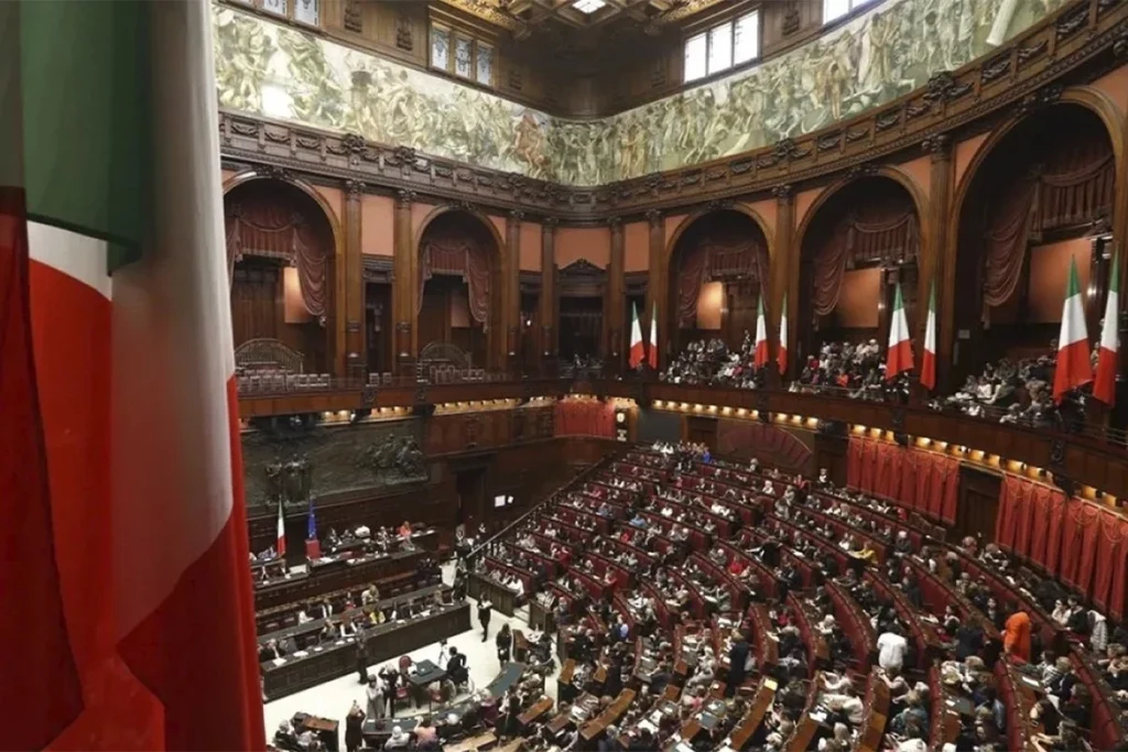 Senado da Itália centraliza cidadania em Roma a partir de 2029