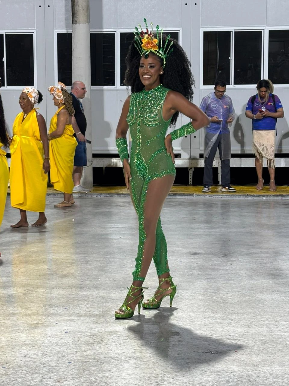 Andressa Fonseca brilha como Princesa do Império Serrano