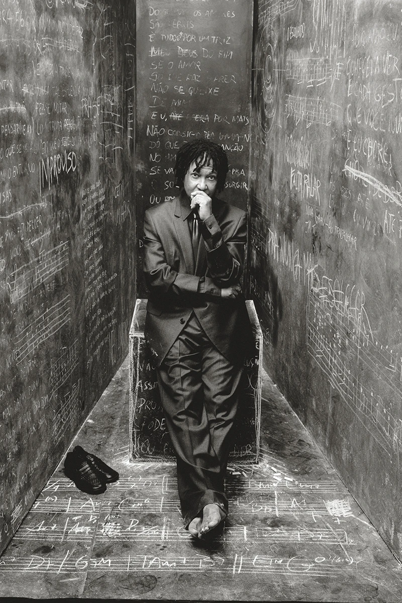 Djavan aos 77: 3 bi streams e turnê global