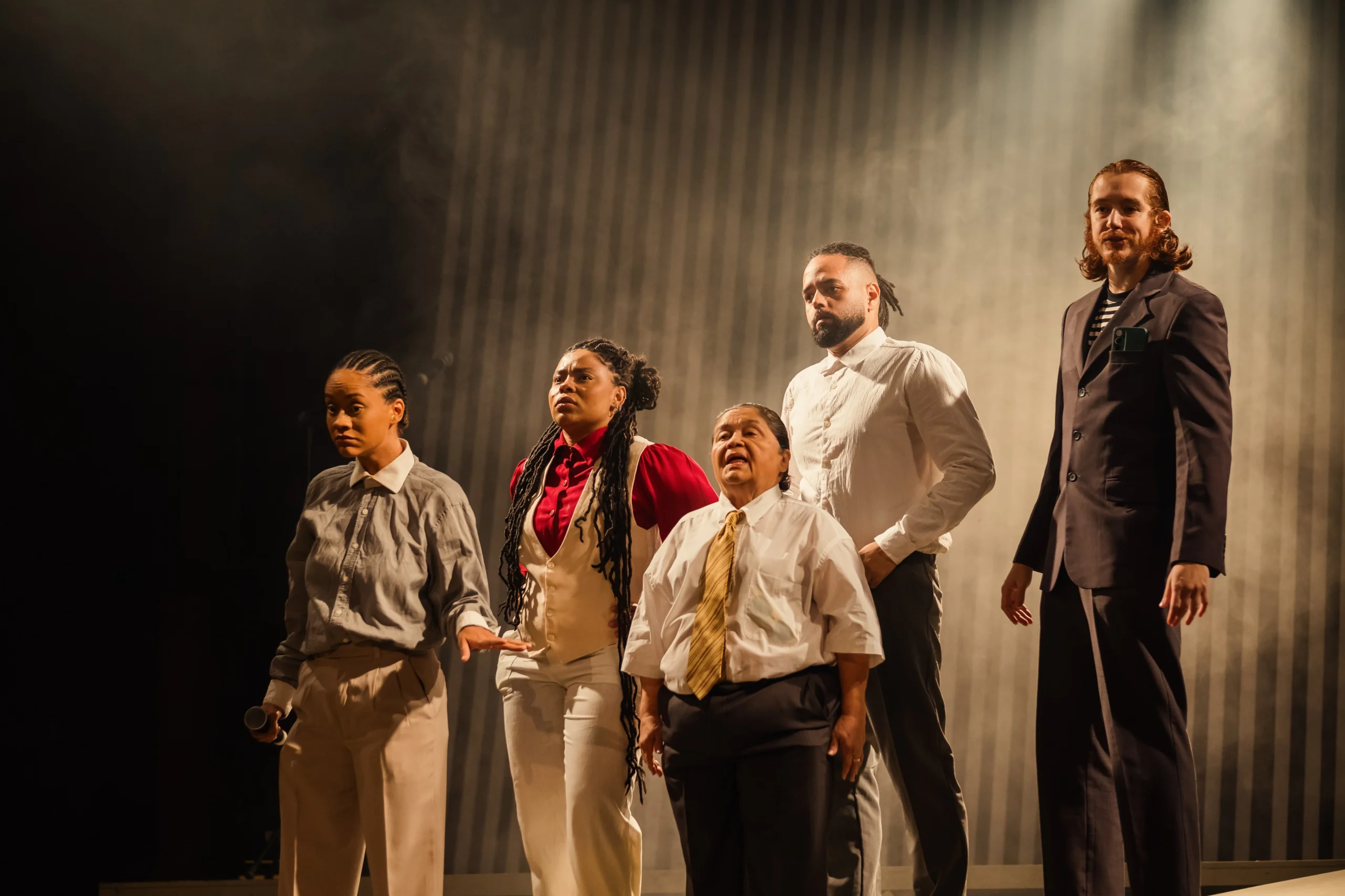 “Constitucional” reestreia e põe o público para votar