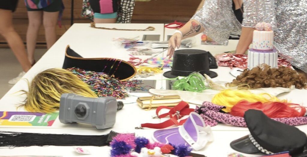 Intercambio sostenible de disfraces en CRAB