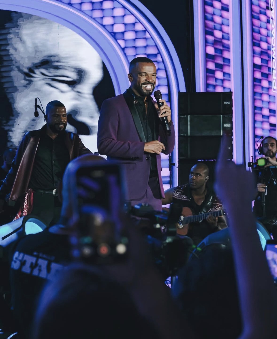 Zezé's Ship Ends 2nd Edition Sold Out with Epic Shows