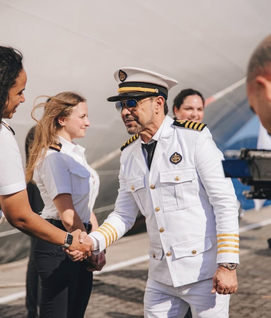 Zezé’s Ship Ends 2nd Edition Sold Out with Epic Shows