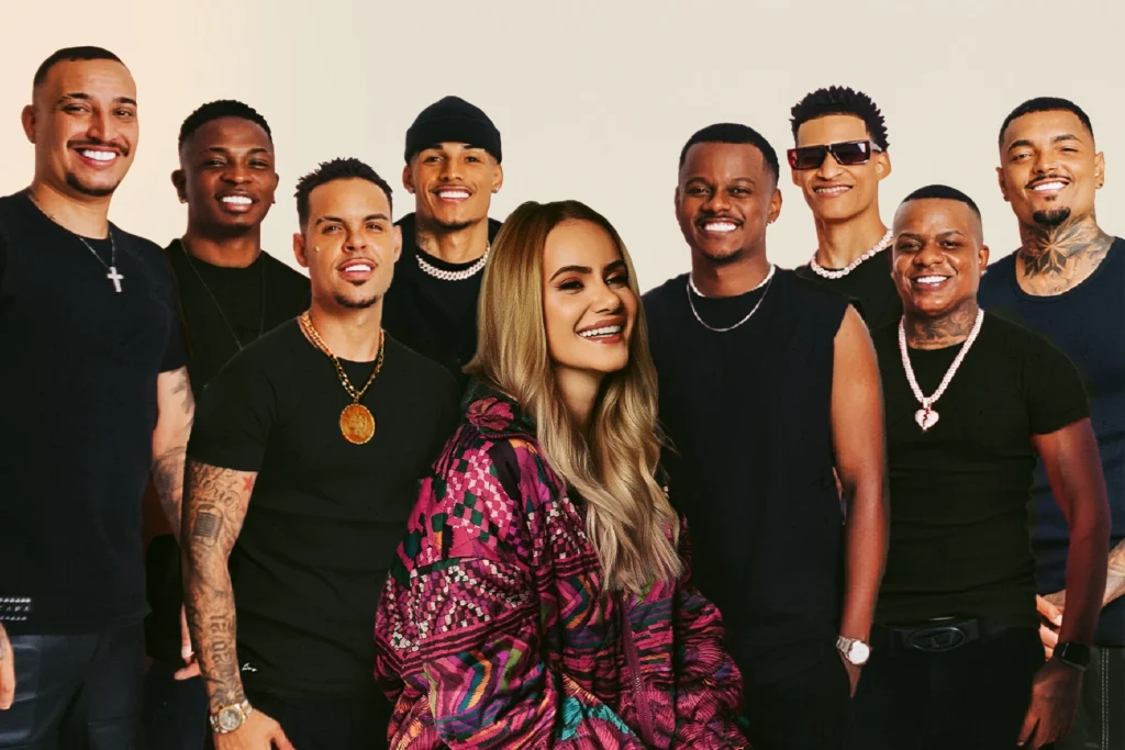 Laís Bianchessi e Envolvência reinventam “Nunca Mais”