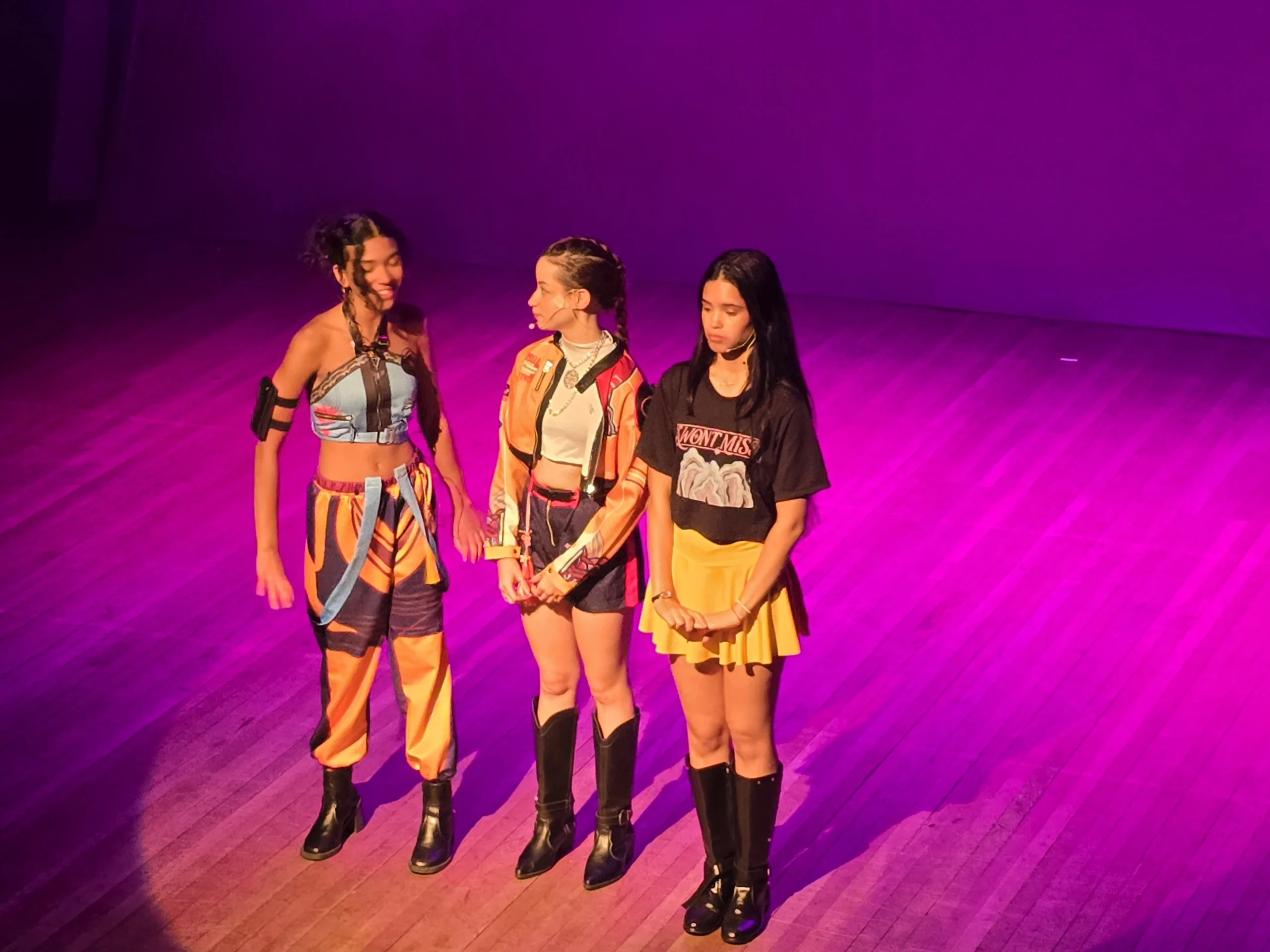 Meninas do K-Pop chega ao Rio com magia e batalhas