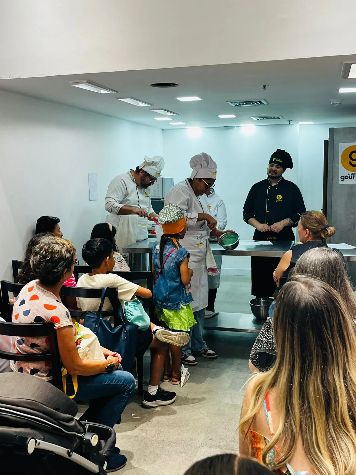 Gourmet ice pops & mocktails: free classes at Ilha Plaza