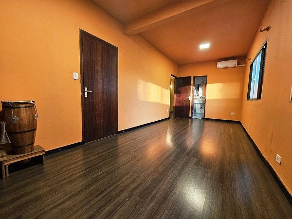 Teatro da Praça seleciona turma 2026 em aula prática