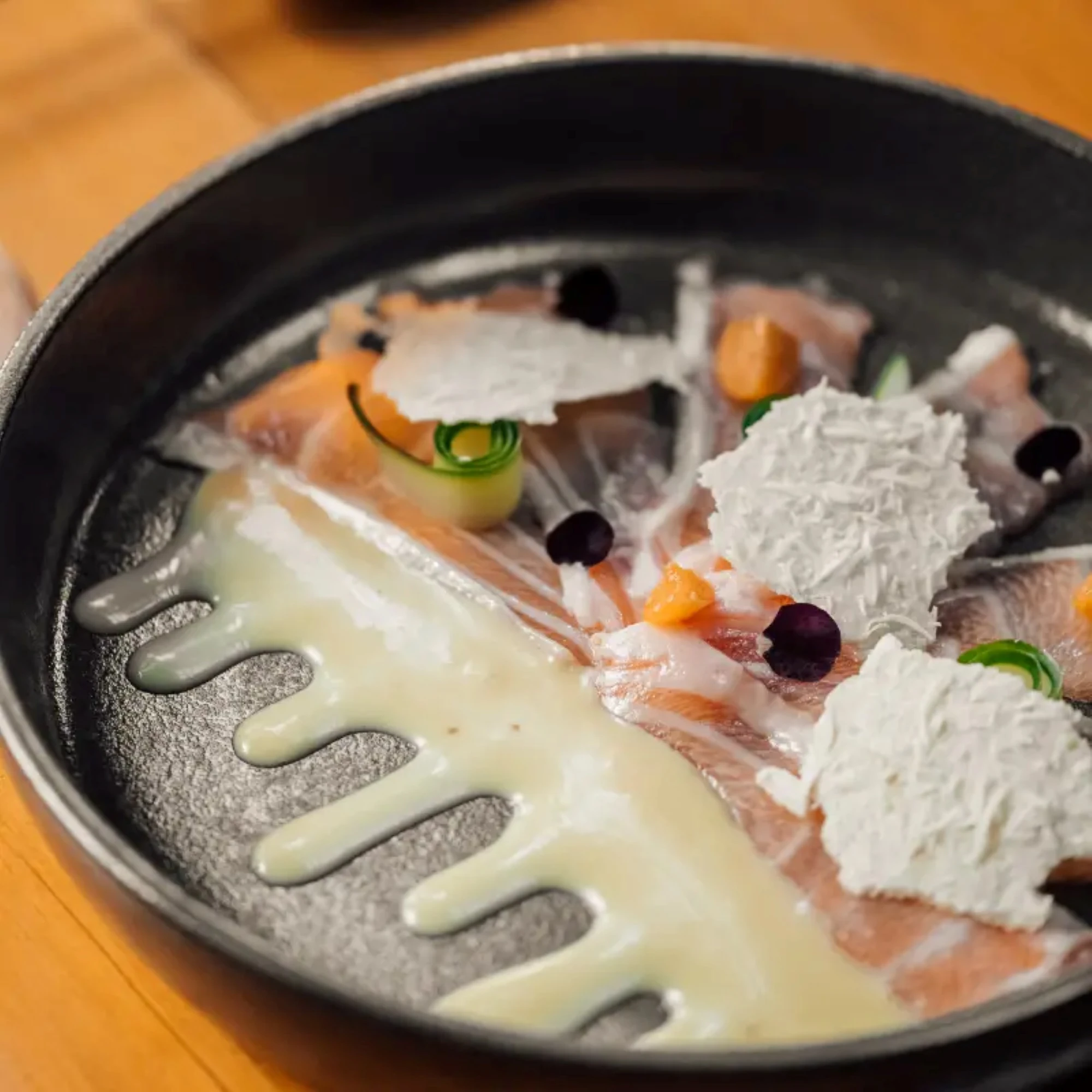 Maracujá vira estrela na cozinha nikkei do Nuu Nikkei