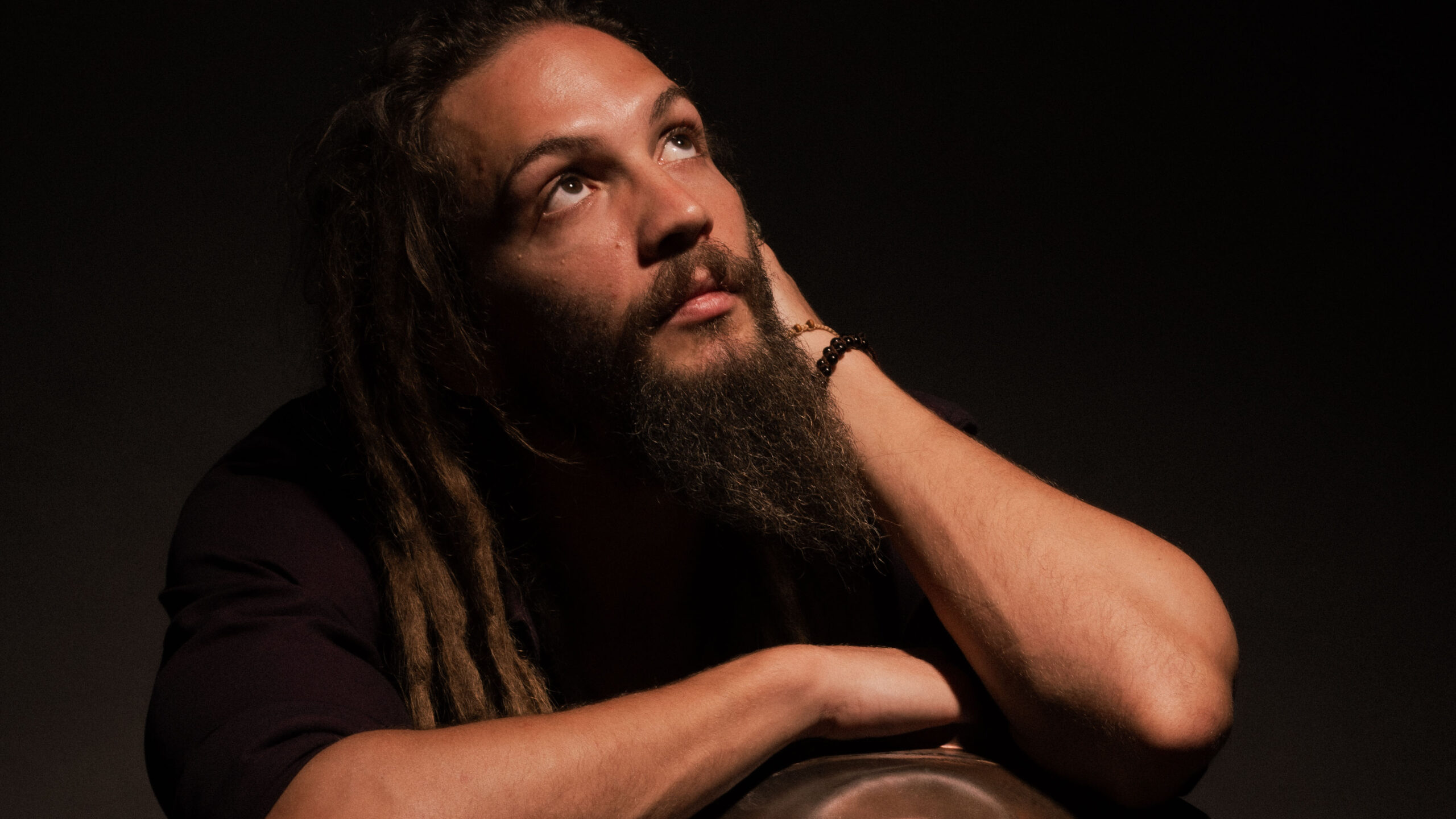 Pablo Vares se despede do RJ com show na Casa com a Música