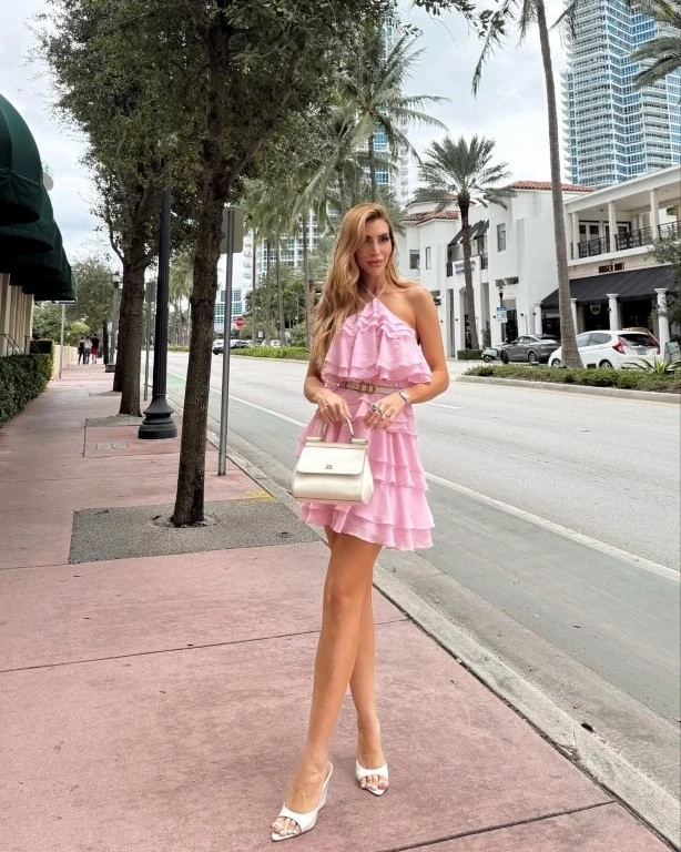 Fresh Start Looks: os itens leves que definem o verão 3 Fresh Start Looks: os itens leves que definem o verão